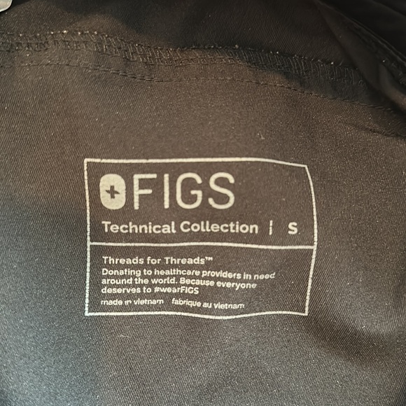 FIGS scrub SET - Picture 4 of 4